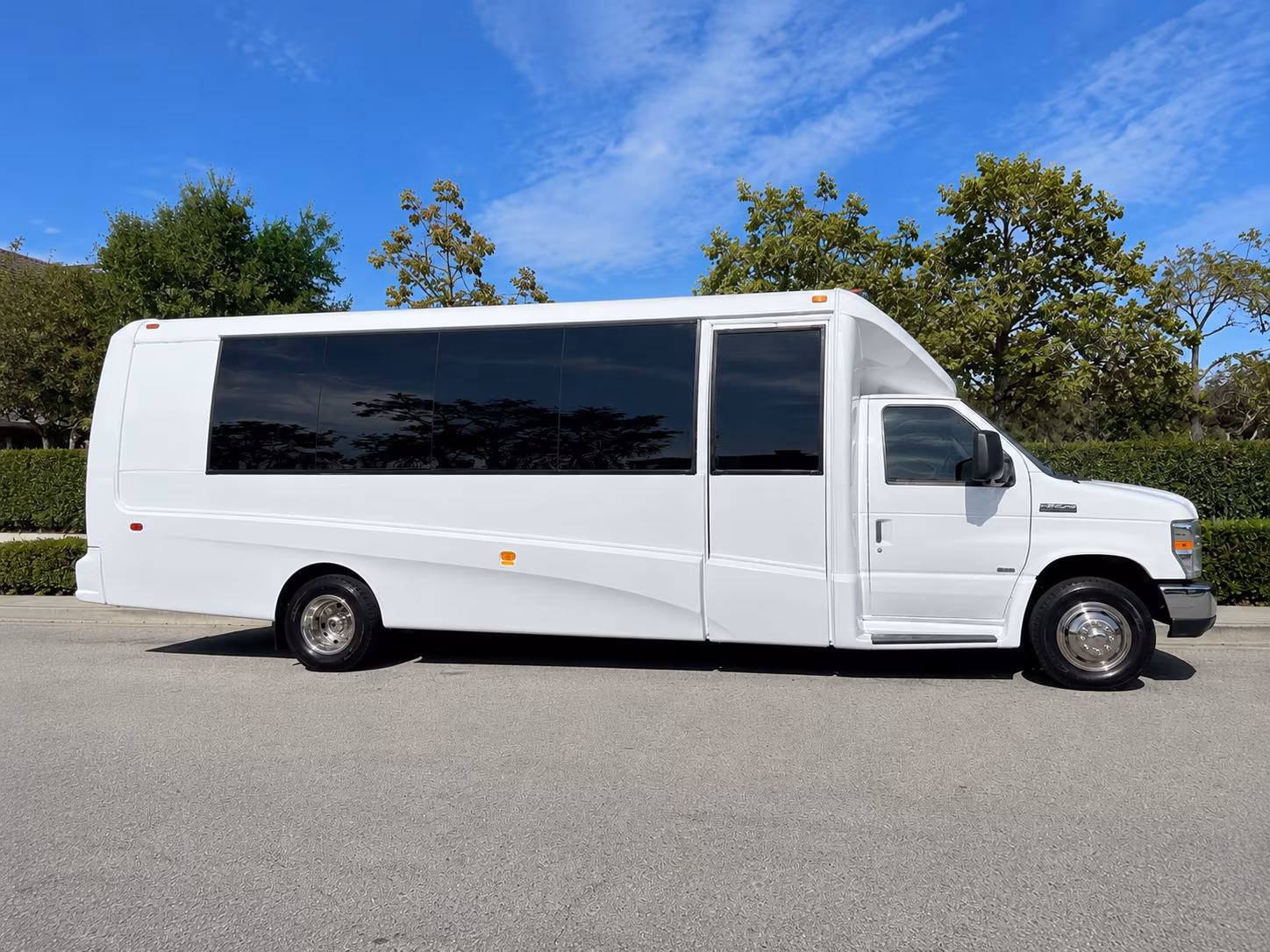 book the perfect ride for your next wedding 1