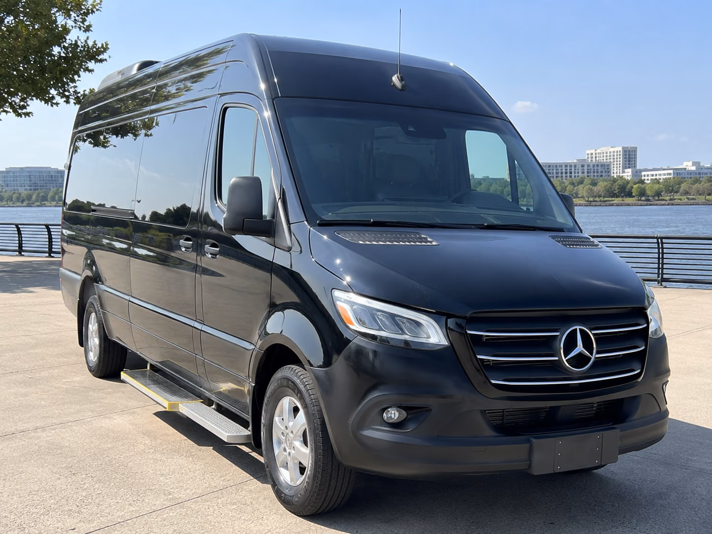 book the perfect ride for your next wine tour 1