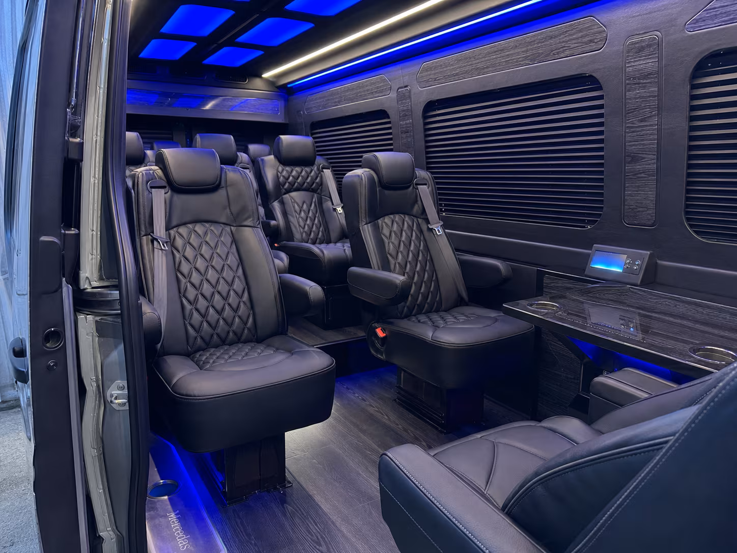 book the perfect ride for your next wine tour 3