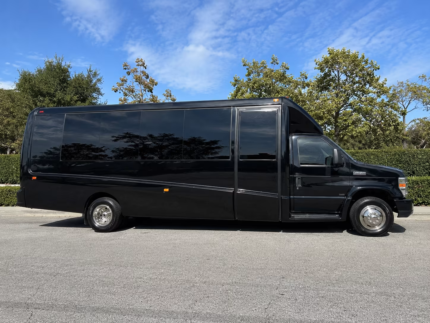 minibuses for san angelo nature and outdoor learning trips