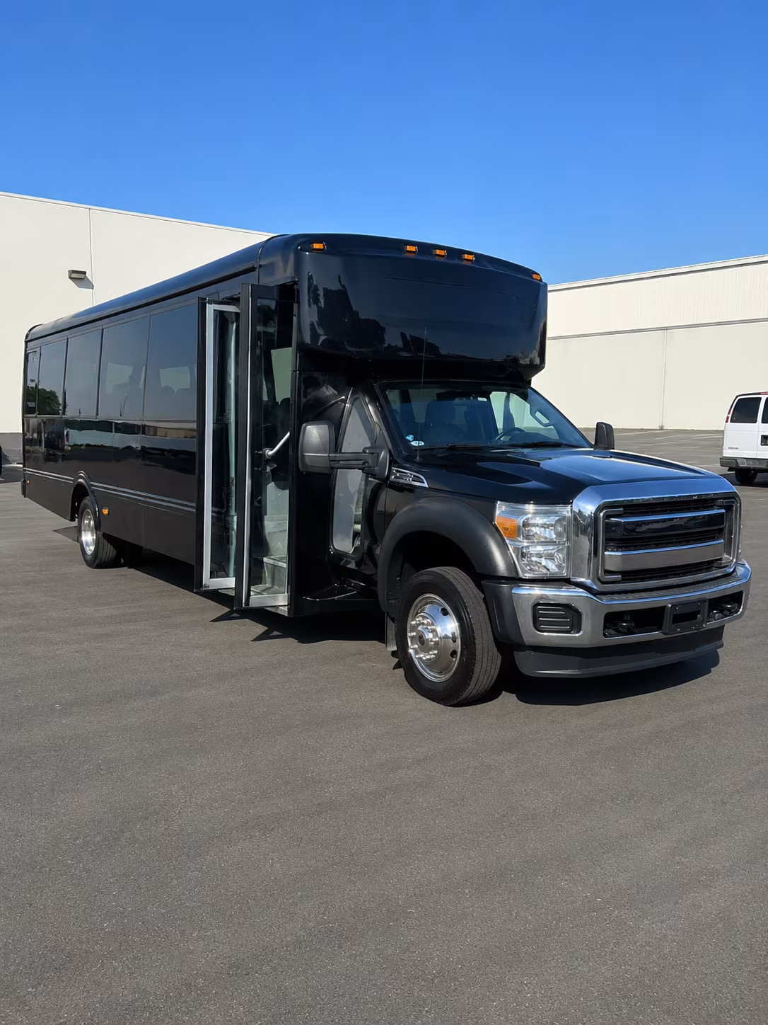 san angelo bus rental service area